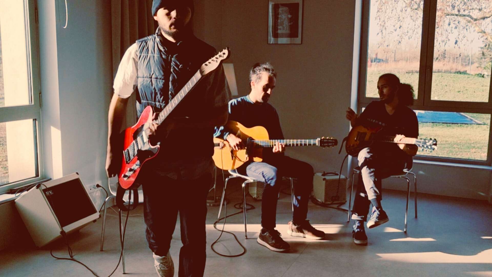 Guitar Travellers